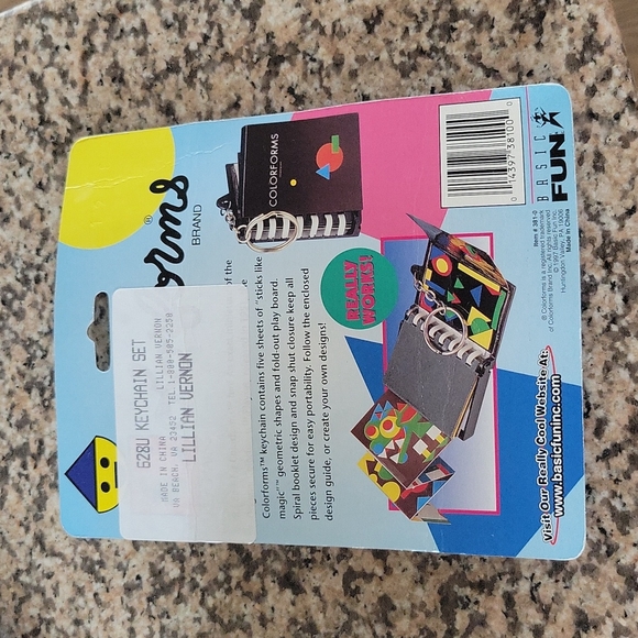 Colorforms Keychain. NIB. - Picture 3 of 4